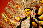 ভবানীপুর বকুলবাগান সর্বজনীন  পুজোর প্রতিমা। ছবি: আনন্দ বন্দ্যোপাধ্যায়।