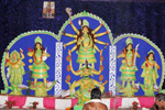 রাউরকেল্লার বোন্দামুন্দার সেক্টর সি-র ৫৪তম বর্ষের পুজো।<br />এ বারের থিম ছিল সুন্দরগড়ের আদিবাসী সমাজ। ছবি: উত্তম কুমার পাল।